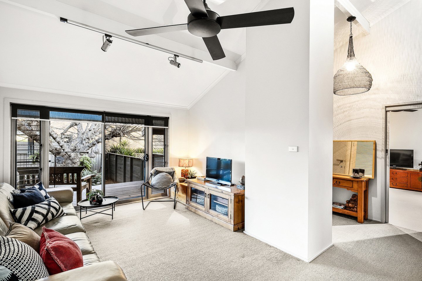 10 Lambeth Road, Schofields Sold by ResponseRE Walsh Sullivan Baulkham Hills - image 1