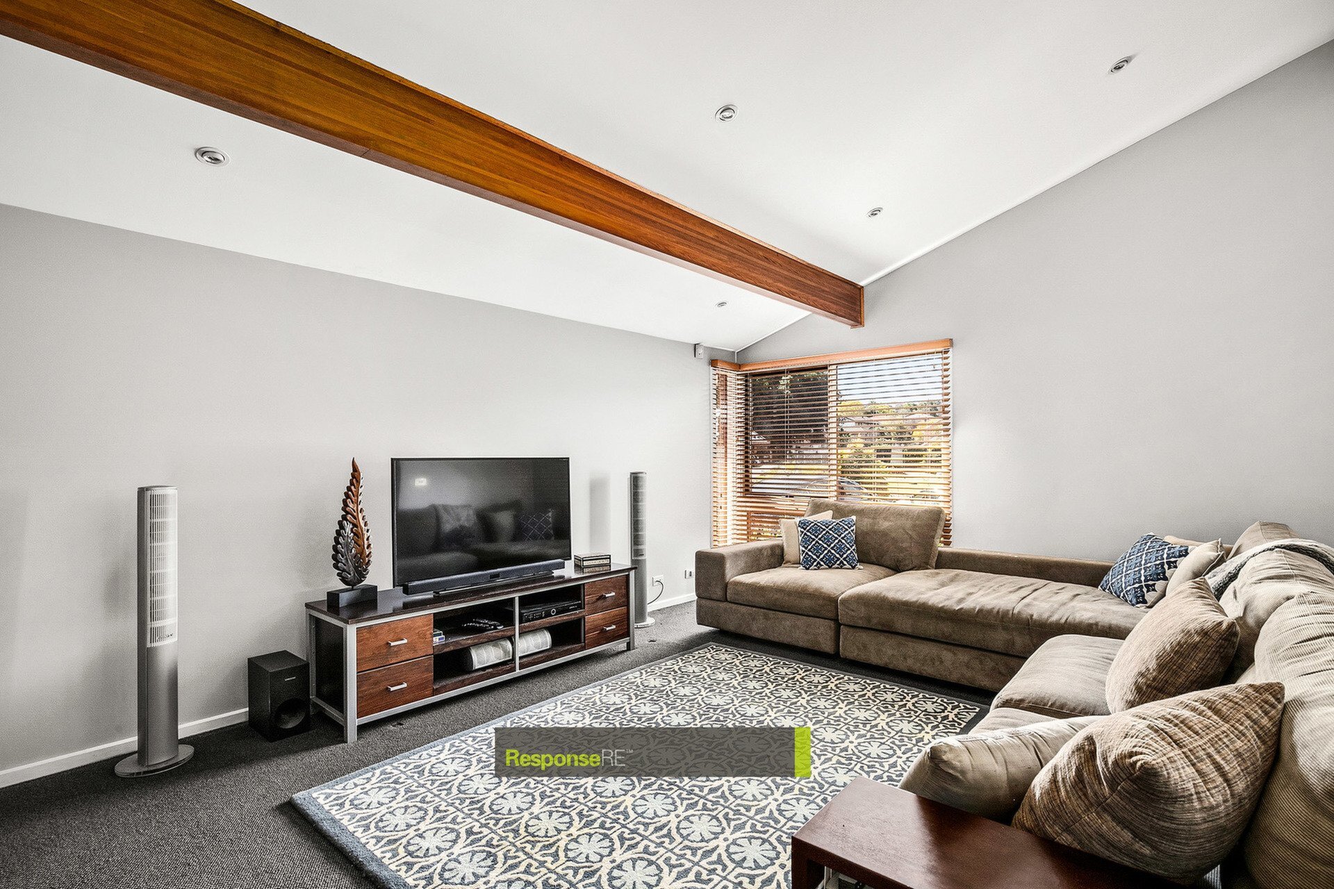 3 Therese Court, Baulkham Hills Sold by ResponseRE Walsh Sullivan Northmead - image 1