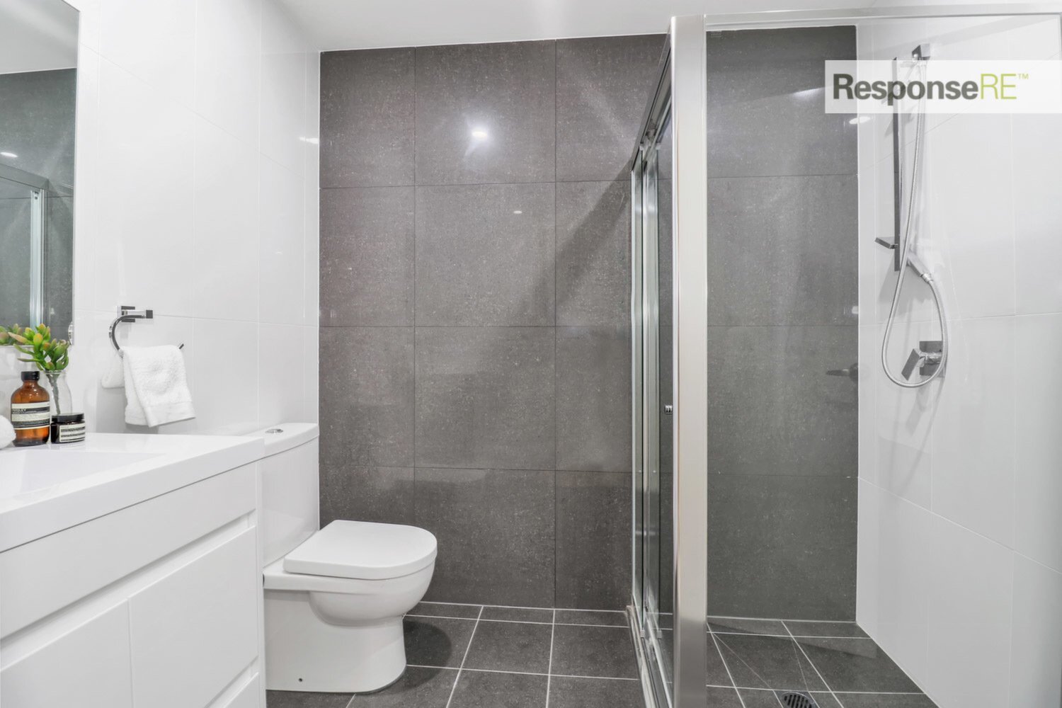 L82, 609/240-250 Great Western Highway, Kingswood Sold by ResponseRE - image 1
