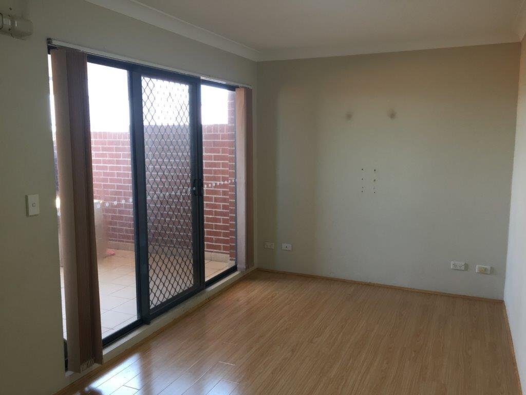 21/3-5 Boyd Street, Blacktown Leased by ResponseRE Walsh Sullivan Baulkham Hills - image 1