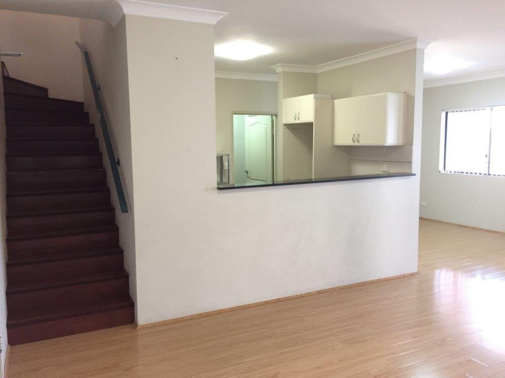 21/3-5 Boyd Street, Blacktown Leased by ResponseRE Walsh Sullivan Baulkham Hills - image 1