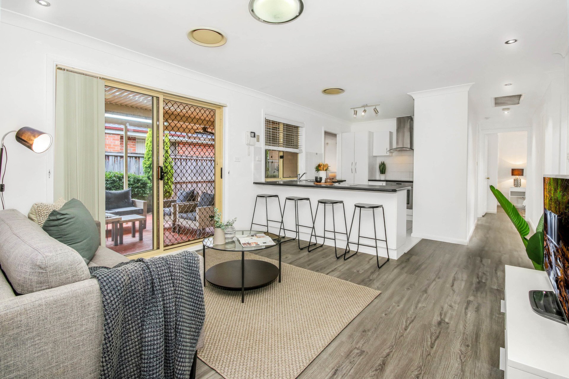 7 Coringle Place, Woodcroft Sold by ResponseRE - image 1