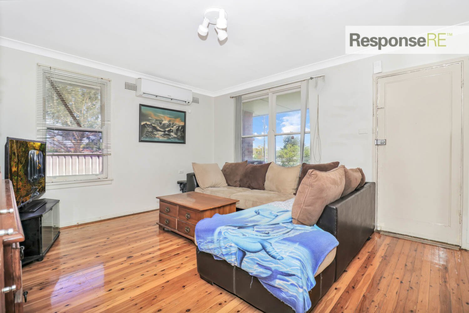 8 Aurora Drive, Whalan Sold by ResponseRE - image 1