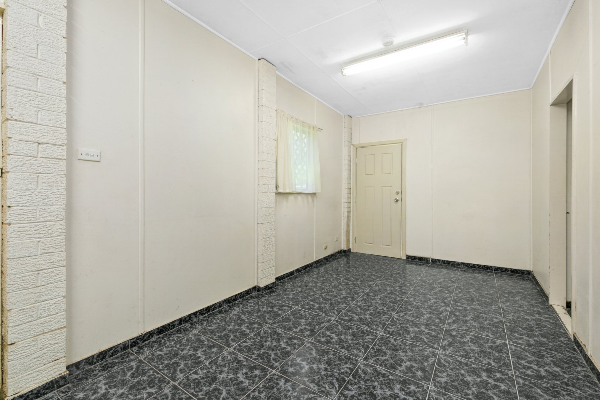 10A Sarah Crescent, Baulkham Hills Leased by ResponseRE Walsh Sullivan Baulkham Hills - image 1
