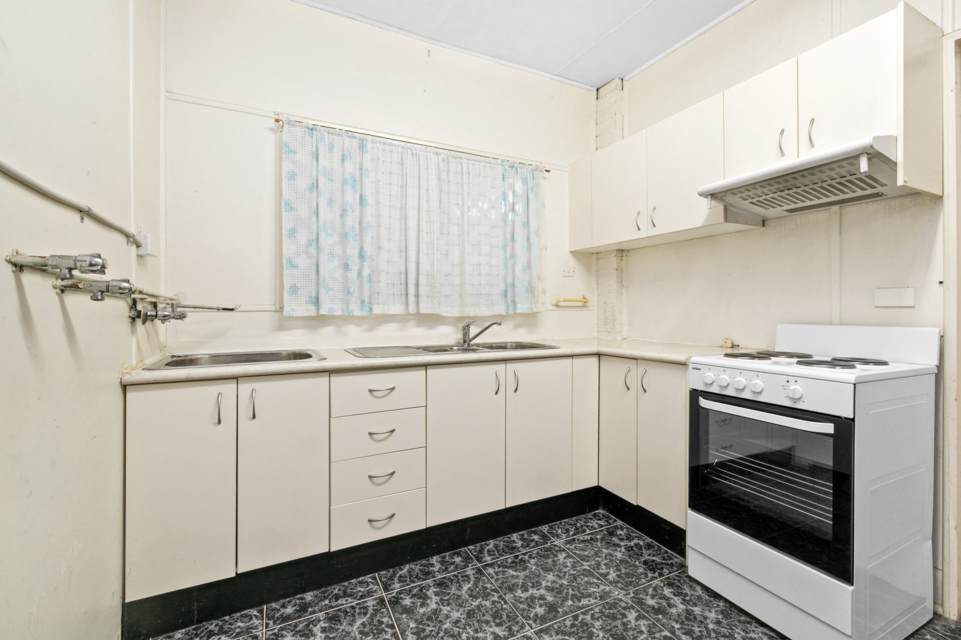 10A Sarah Crescent, Baulkham Hills Leased by ResponseRE Walsh Sullivan Baulkham Hills - image 1