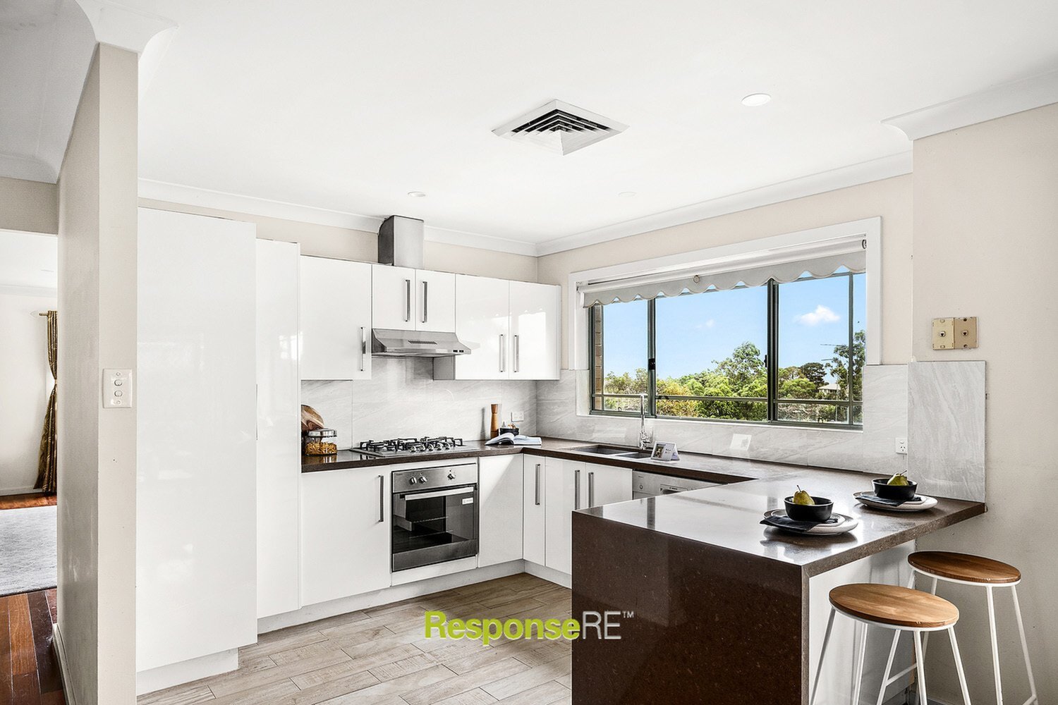 2 Lucinda Grove, Winston Hills Sold by ResponseRE Walsh Sullivan Northmead - image 1