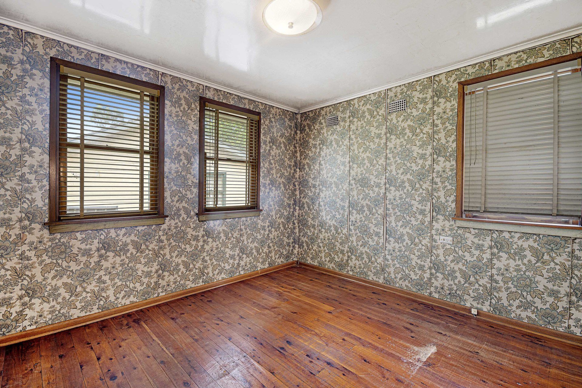 4 Waikanda Crescent, Whalan Sold by ResponseRE - image 1