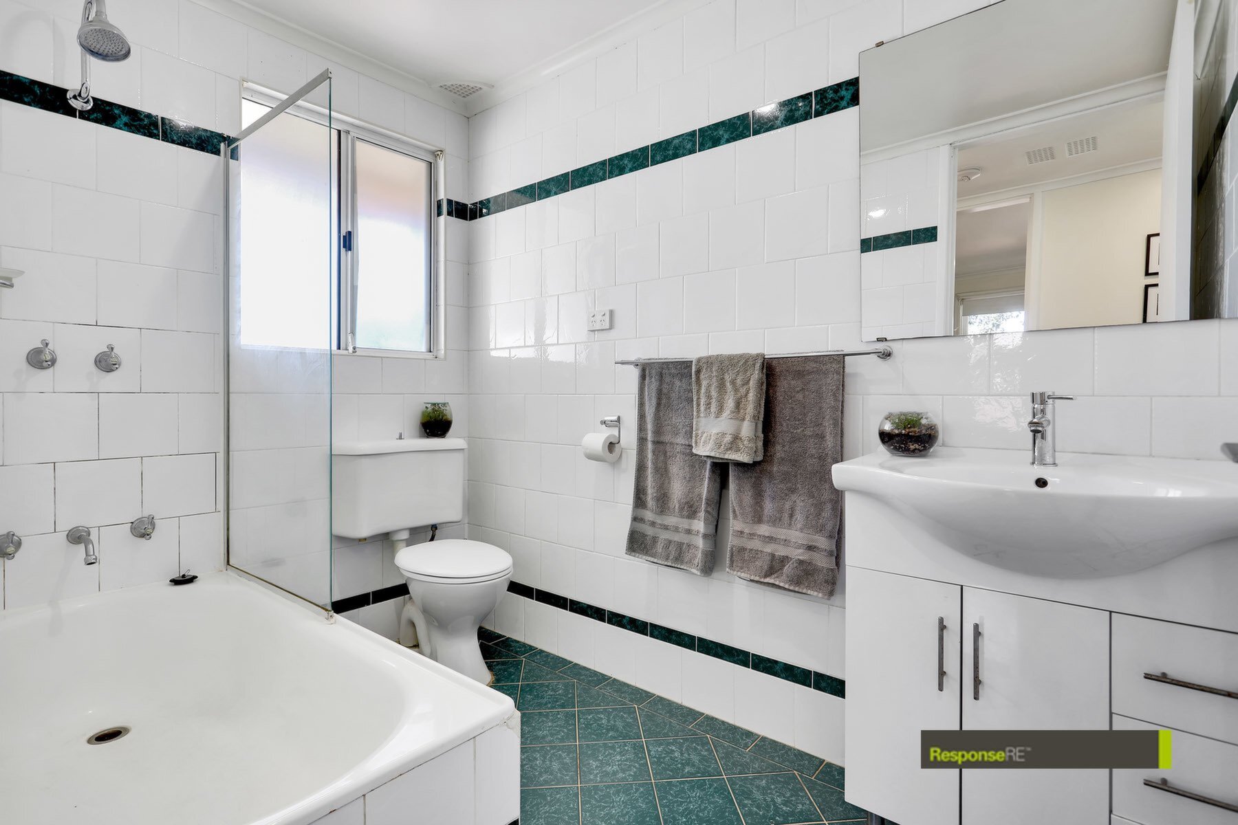 37 Riverstone Road, Riverstone Sold by ResponseRE - image 1