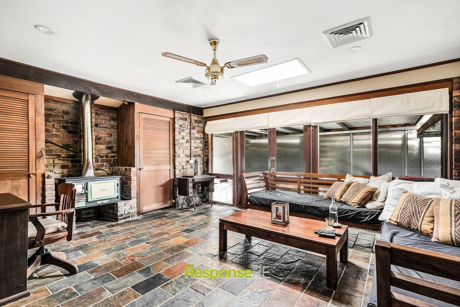 32 Munro Street, Baulkham Hills Sold by ResponseRE Walsh Sullivan Northmead - image 1