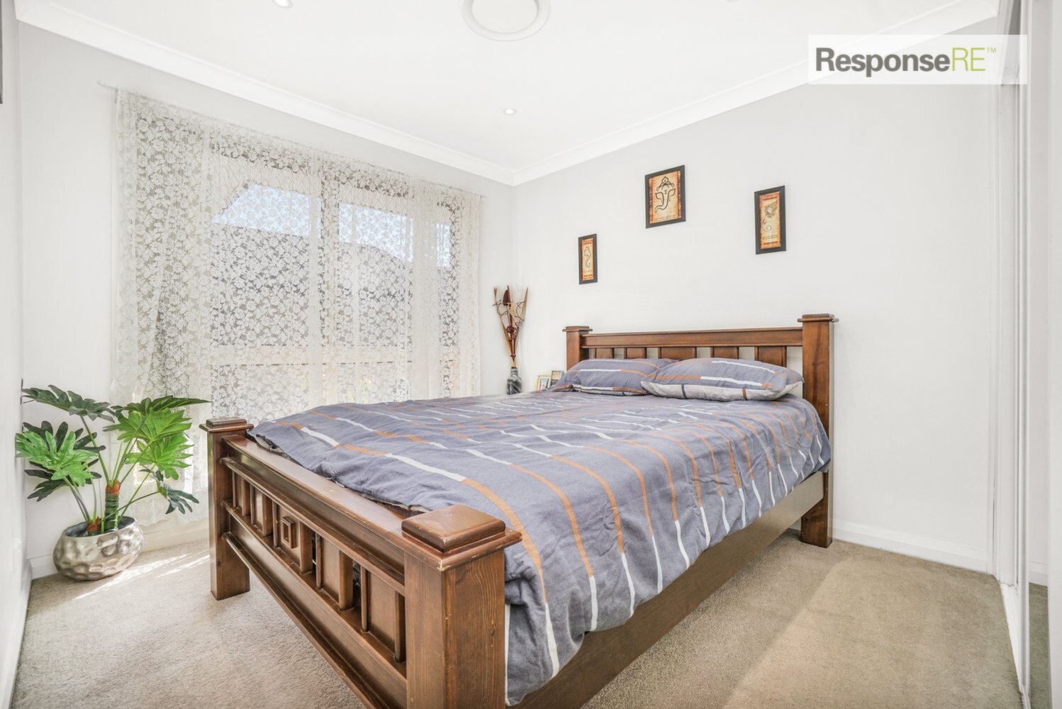2/4 Stafford Street, Kingswood Sold by Response Real Estate Penrith - image 1
