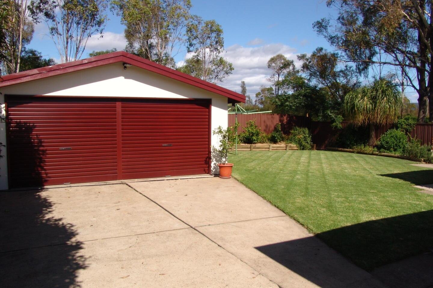64 Timaru Grove, Penrith South Sold by Response Real Estate Penrith - image 1