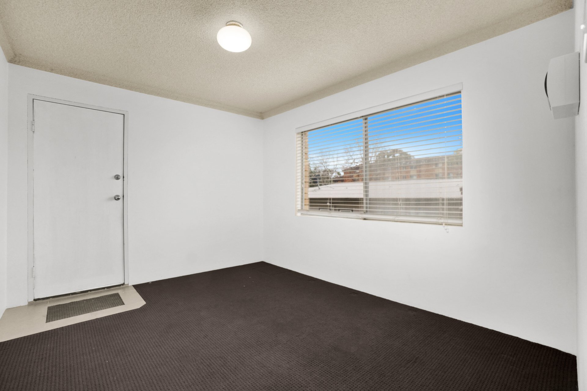 5/205 Derby Street, Penrith Leased by Response Real Estate Penrith - image 1
