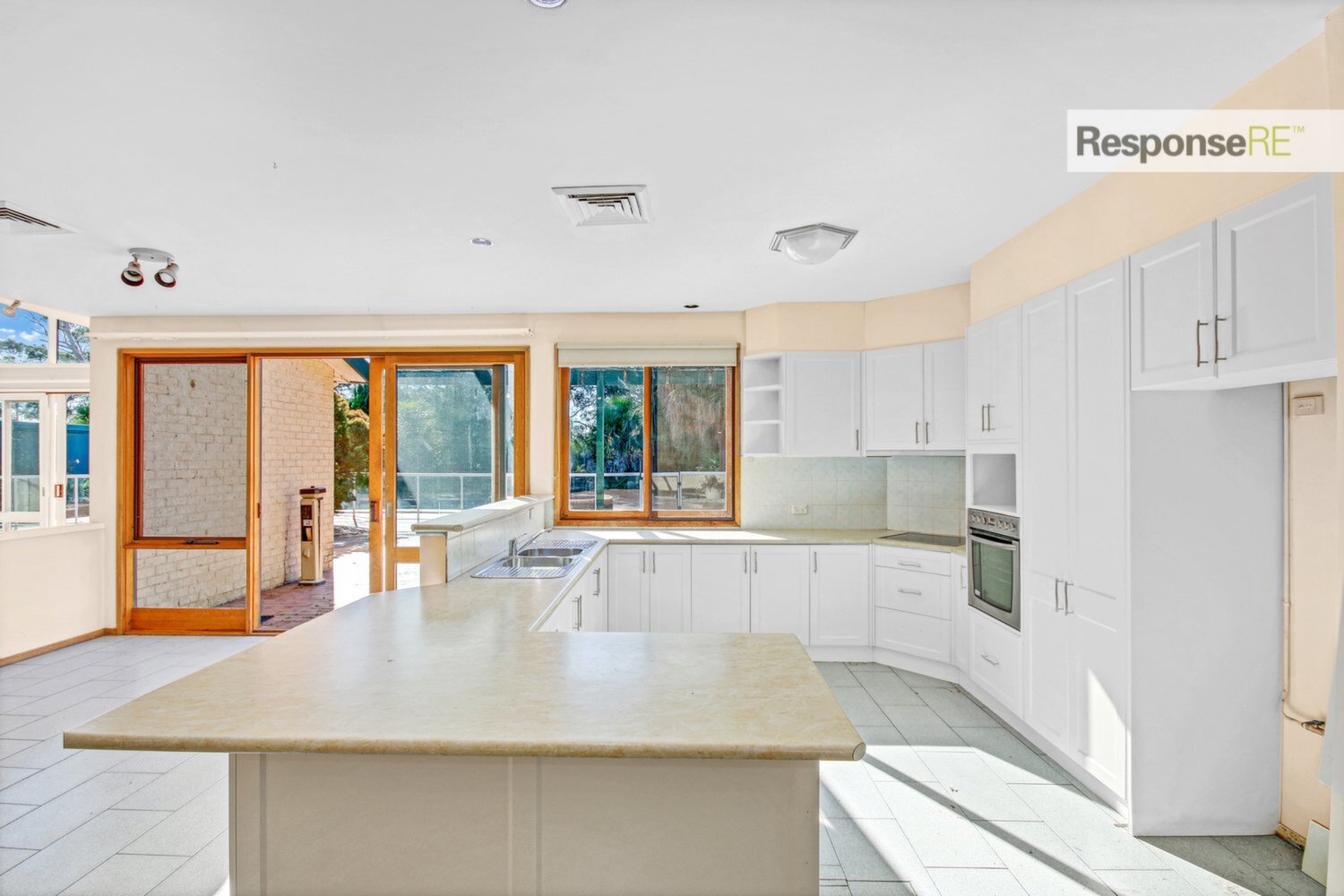 248-256 Hinxman Road, Castlereagh Sold by Response Real Estate Penrith - image 1