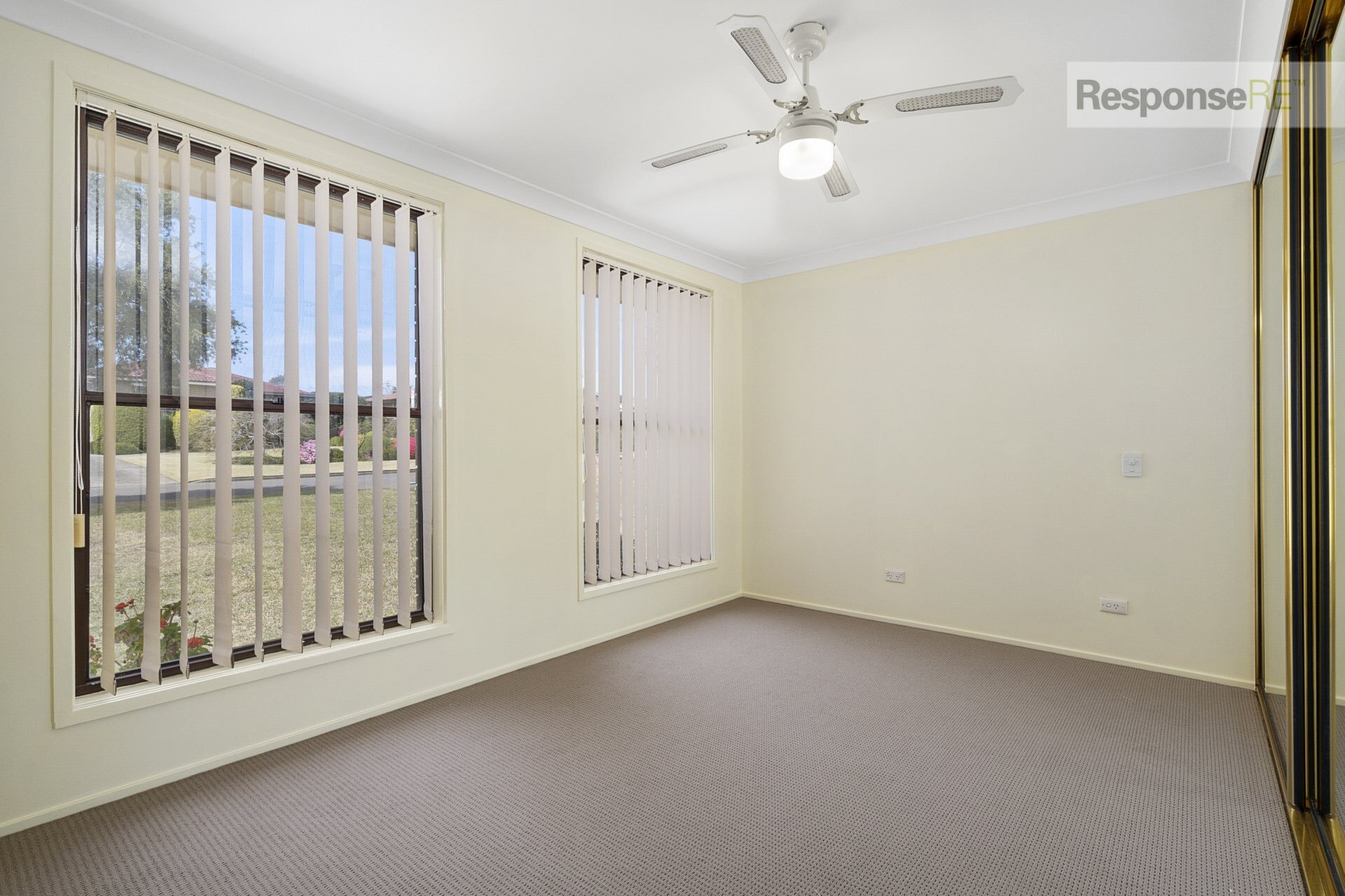 94 Grange Crescent, Cambridge Gardens Leased by Response Real Estate Penrith - image 1