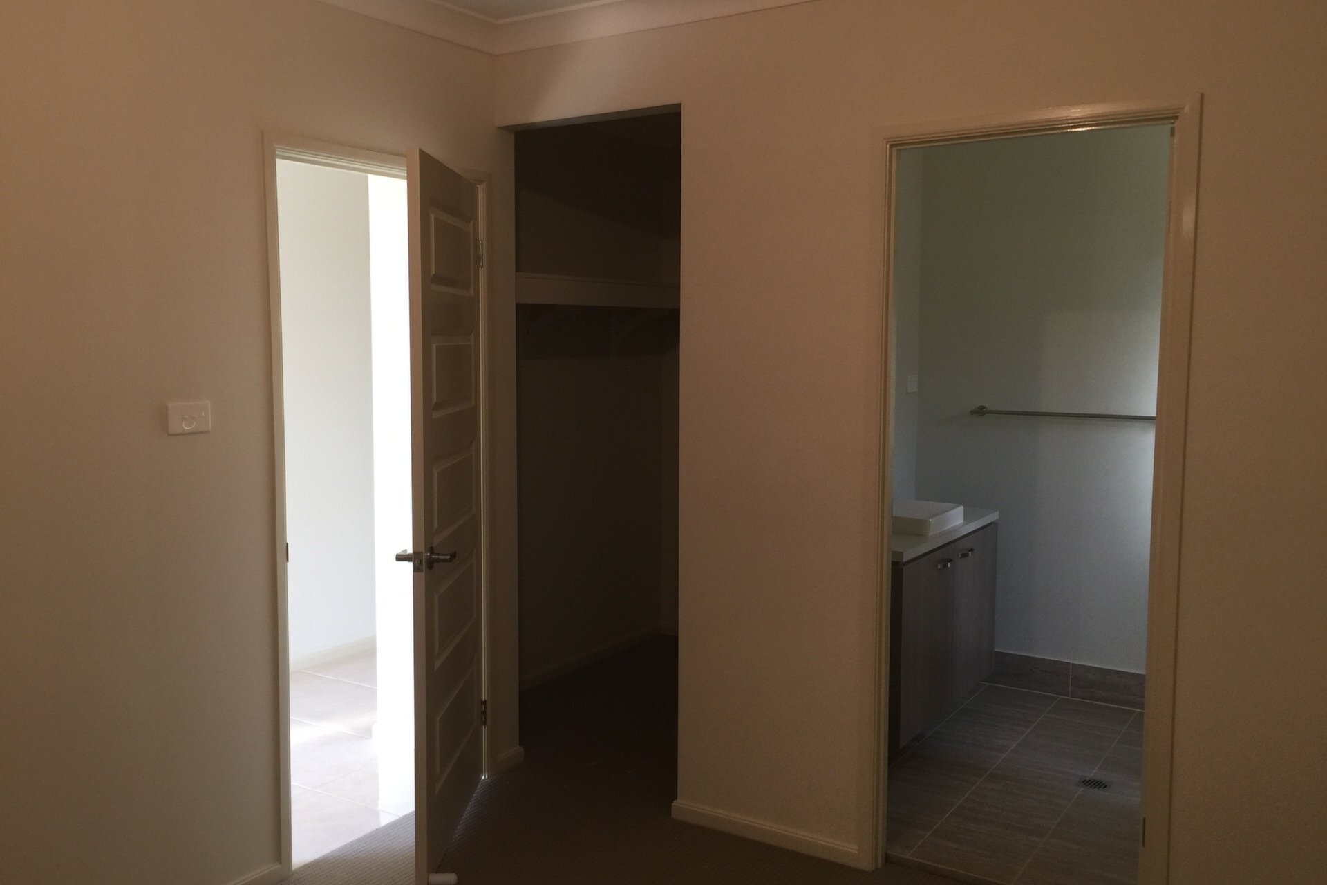 17 Holly Crescent, Jordan Springs Leased by Response Real Estate Penrith - image 1