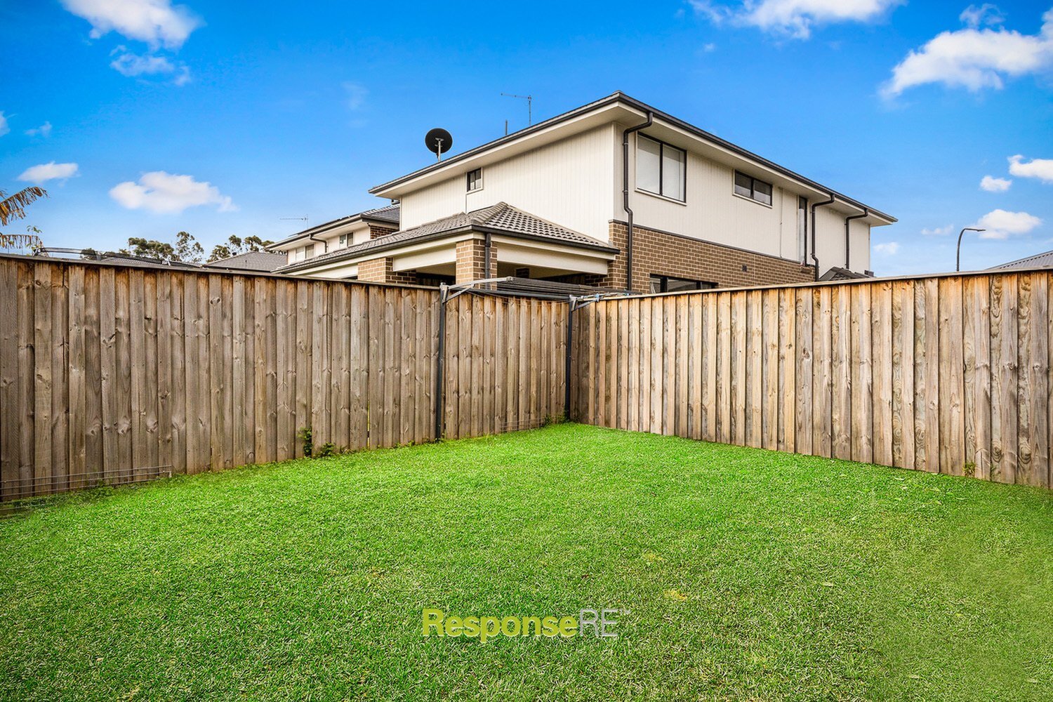 7 Honeysuckle Parade, Marsden Park Sold by ResponseRE Walsh Sullivan Northmead - image 1