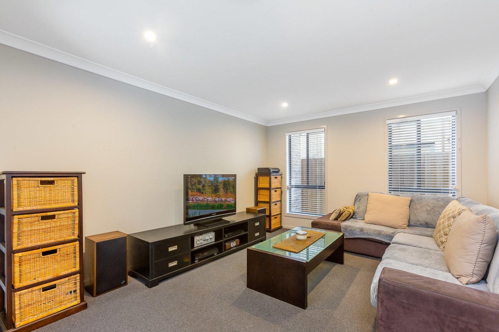 27 Quill Street, Riverstone Sold by ResponseRE - image 1