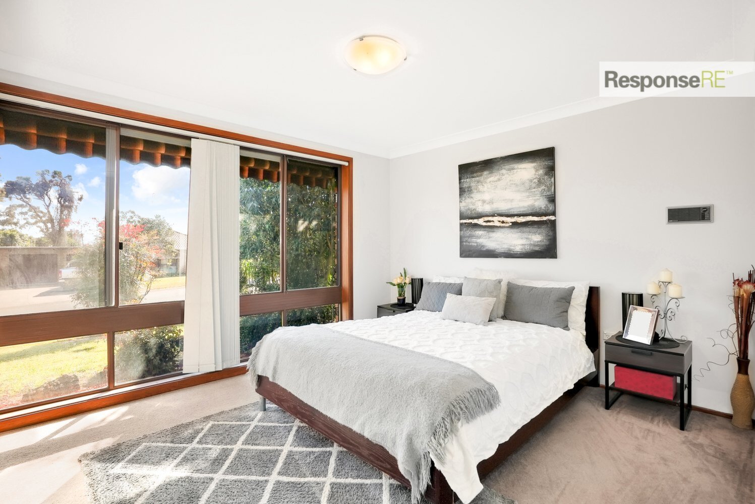 22 Ireland Street, St Clair Sold by Response Real Estate Penrith - image 1