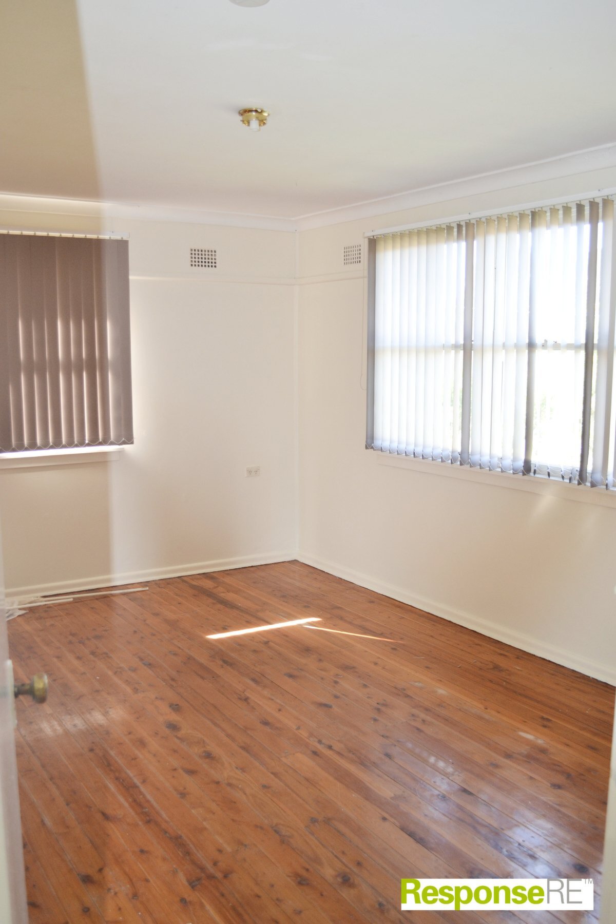 15 Robshaw Road, Marayong Leased by ResponseRE - image 1