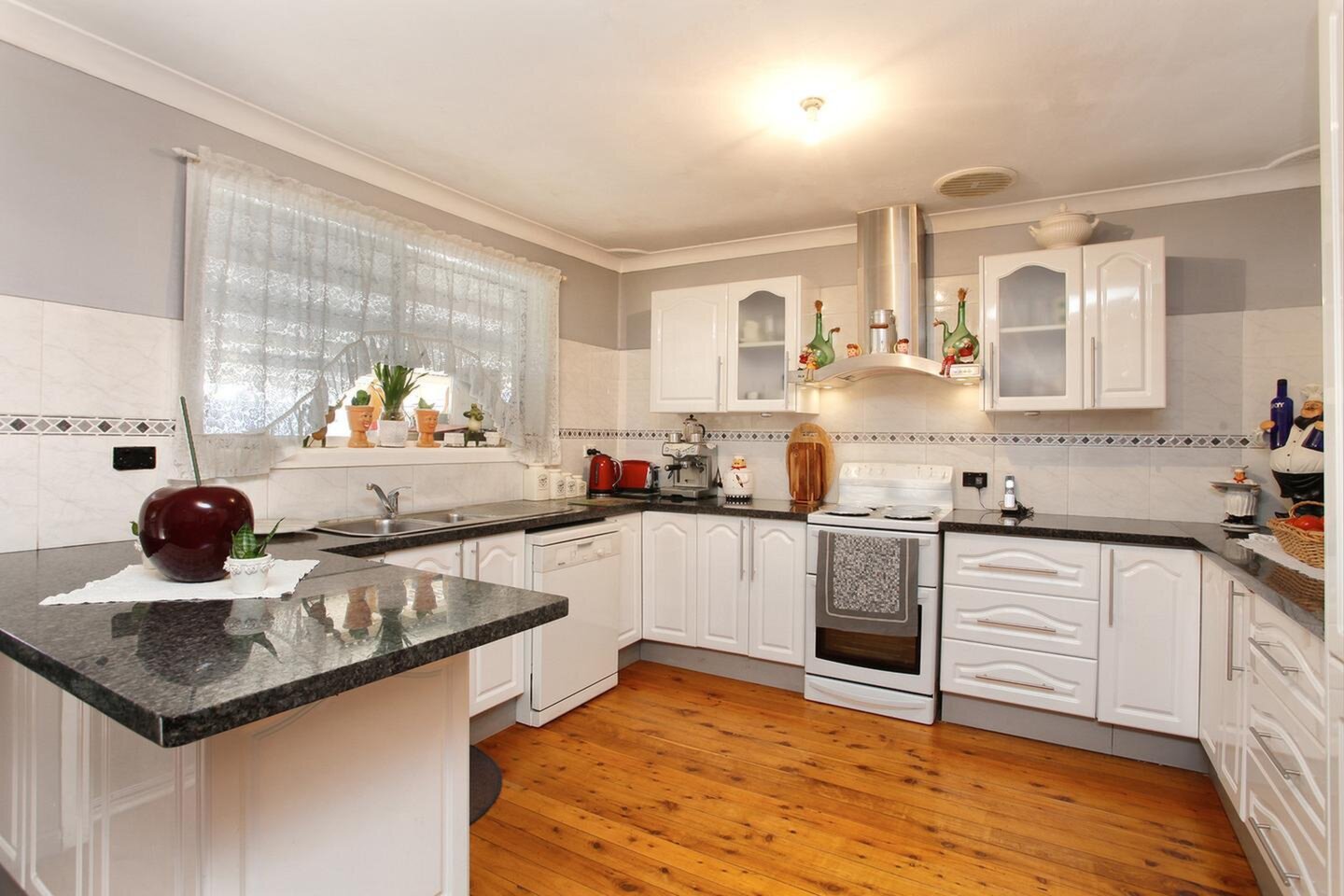 73 Great Western Highway, Kingswood Sold by Response Real Estate Penrith - image 1