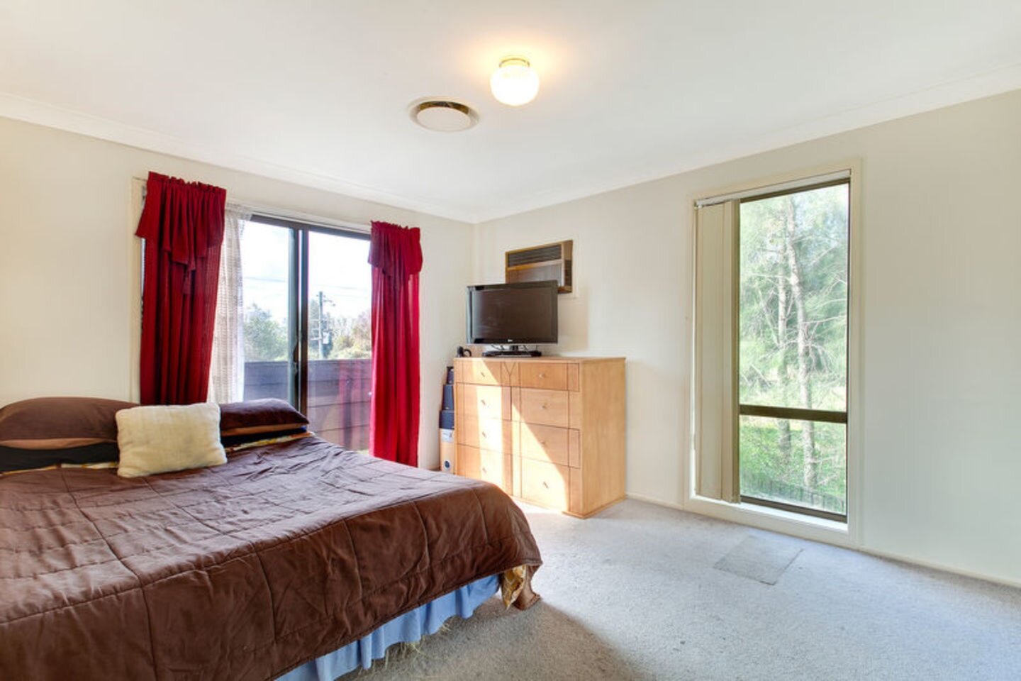 4/6-8 Mistletoe Avenue, Claremont Meadows Sold by Response Real Estate Penrith - image 1