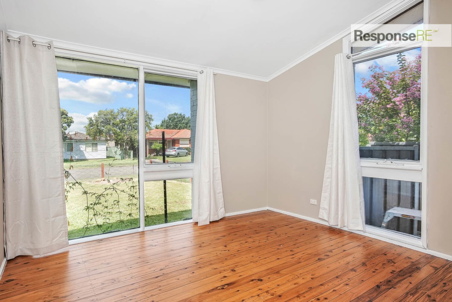 9 Haining Street, Cambridge Park Leased by ResponseRE - image 1