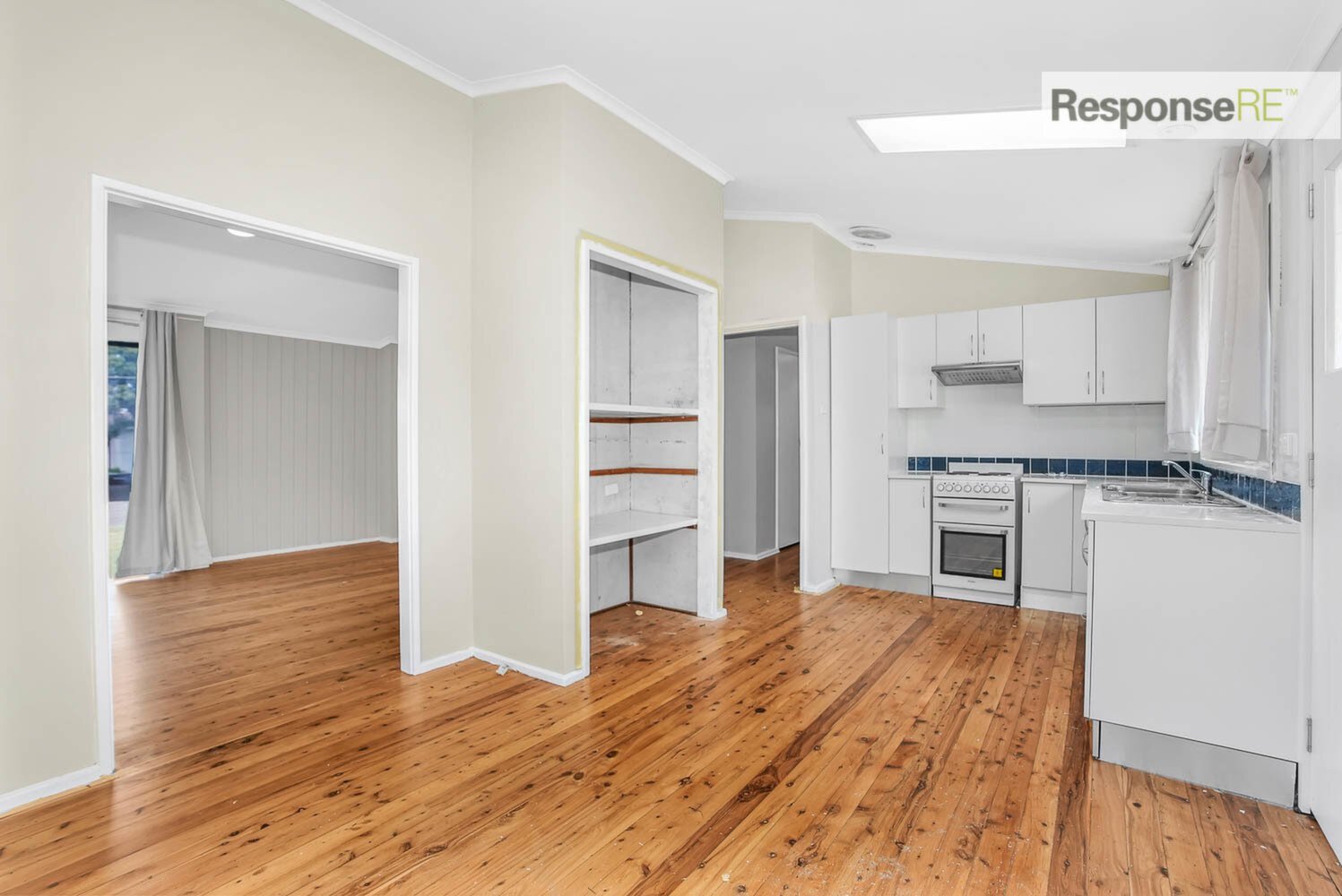 9 Haining Street, Cambridge Park Leased by ResponseRE - image 1