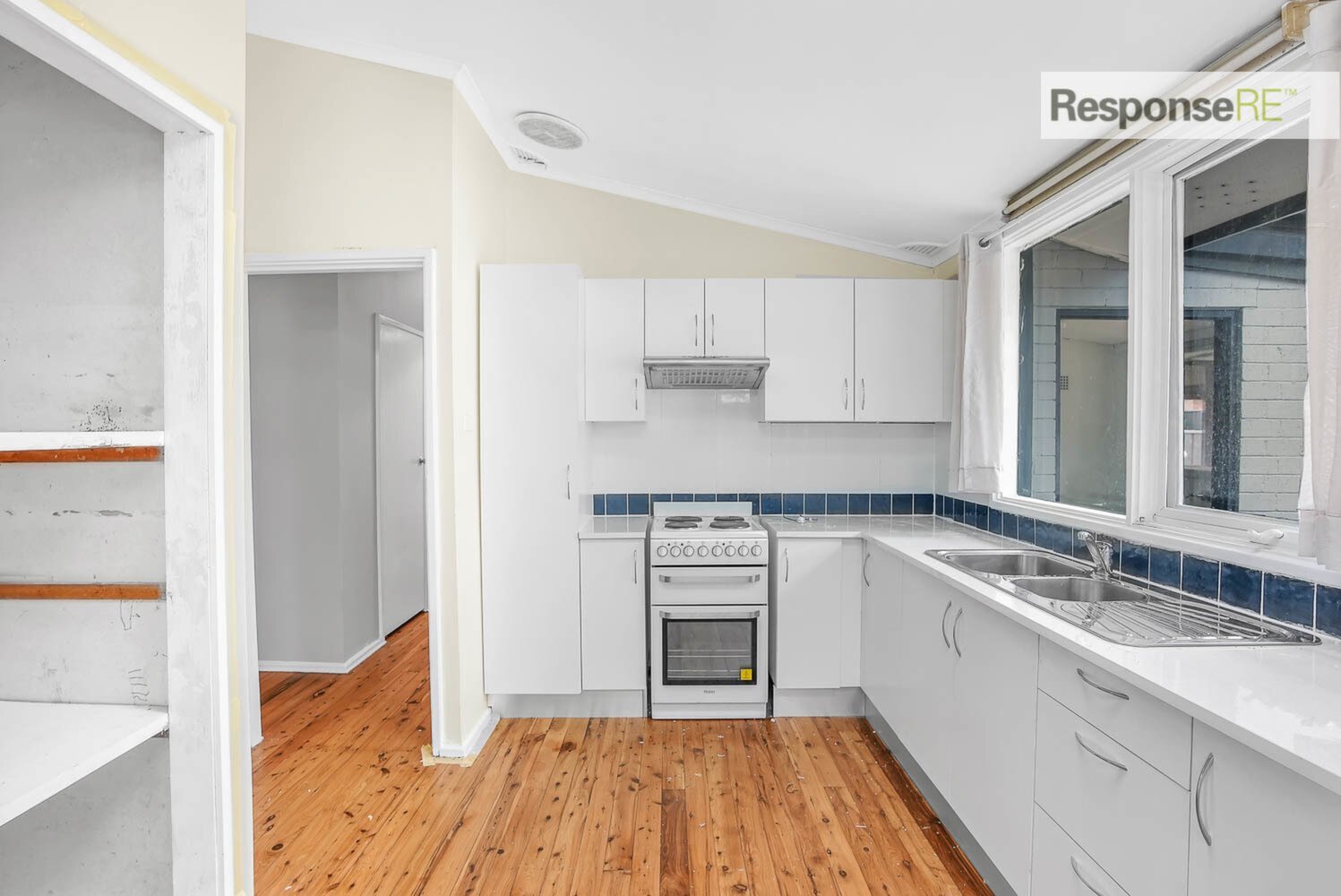 9 Haining Street, Cambridge Park Leased by ResponseRE - image 1
