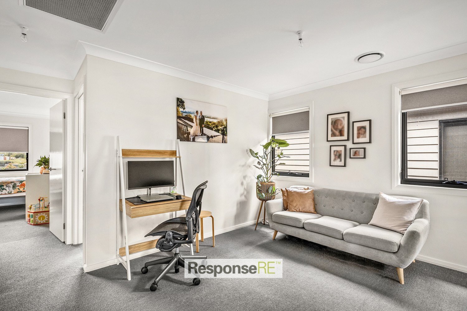 5 Honeysuckle Parade, Marsden Park Sold by ResponseRE Walsh Sullivan Northmead - image 1