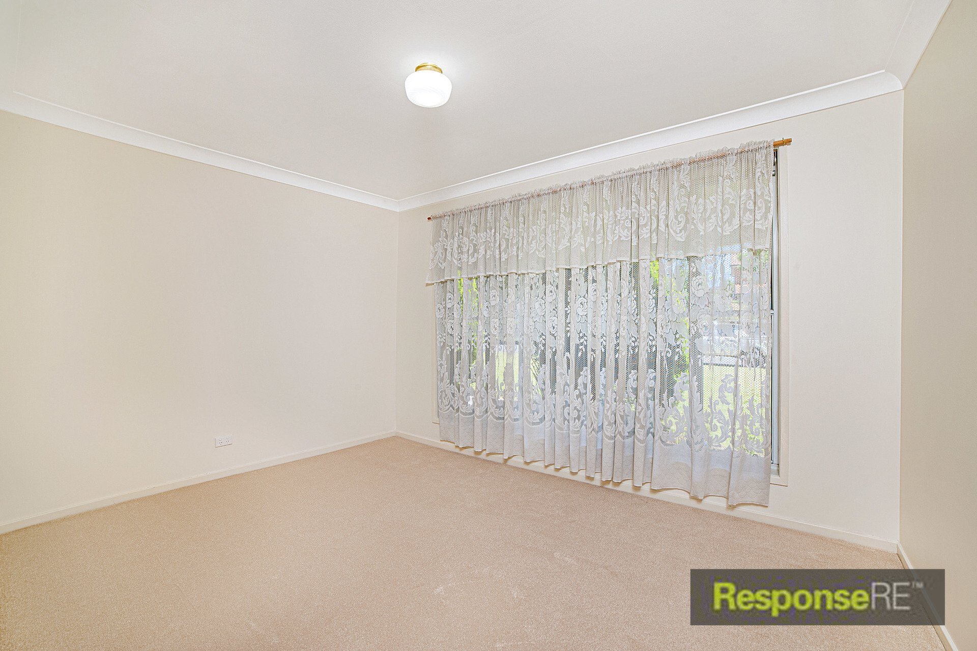 15 Benalla Avenue, Kellyville Sold by ResponseRE - image 1