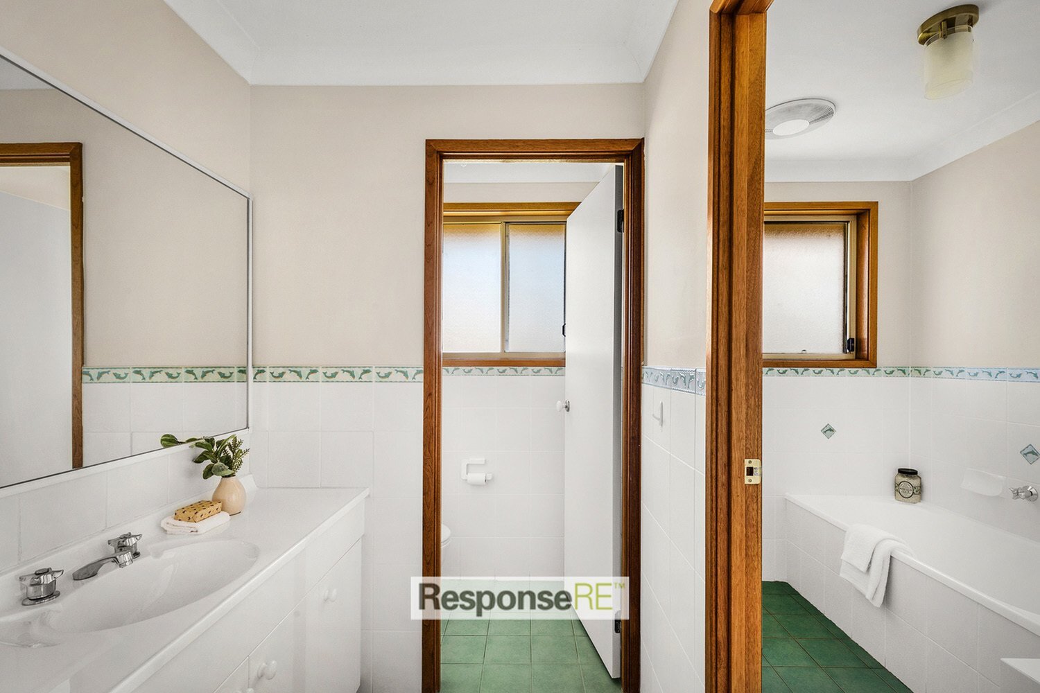 3 Toni Place, Baulkham Hills Sold by ResponseRE Walsh Sullivan Northmead - image 1