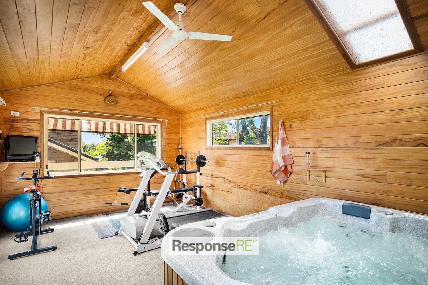 3 Toni Place, Baulkham Hills Sold by ResponseRE Walsh Sullivan Northmead - image 1