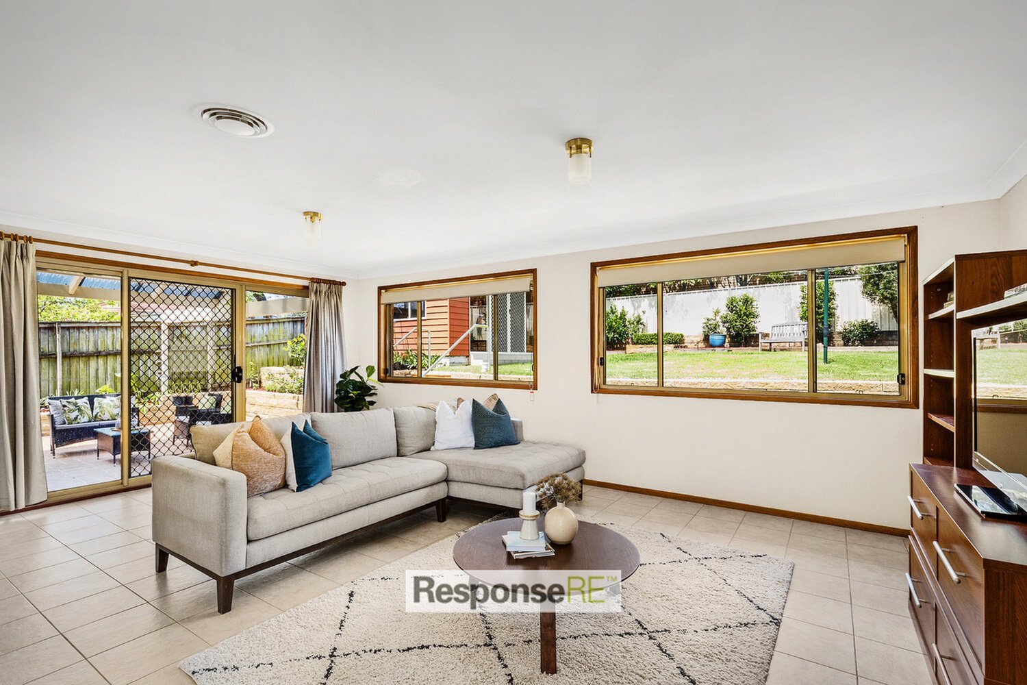 3 Toni Place, Baulkham Hills Sold by ResponseRE Walsh Sullivan Northmead - image 1