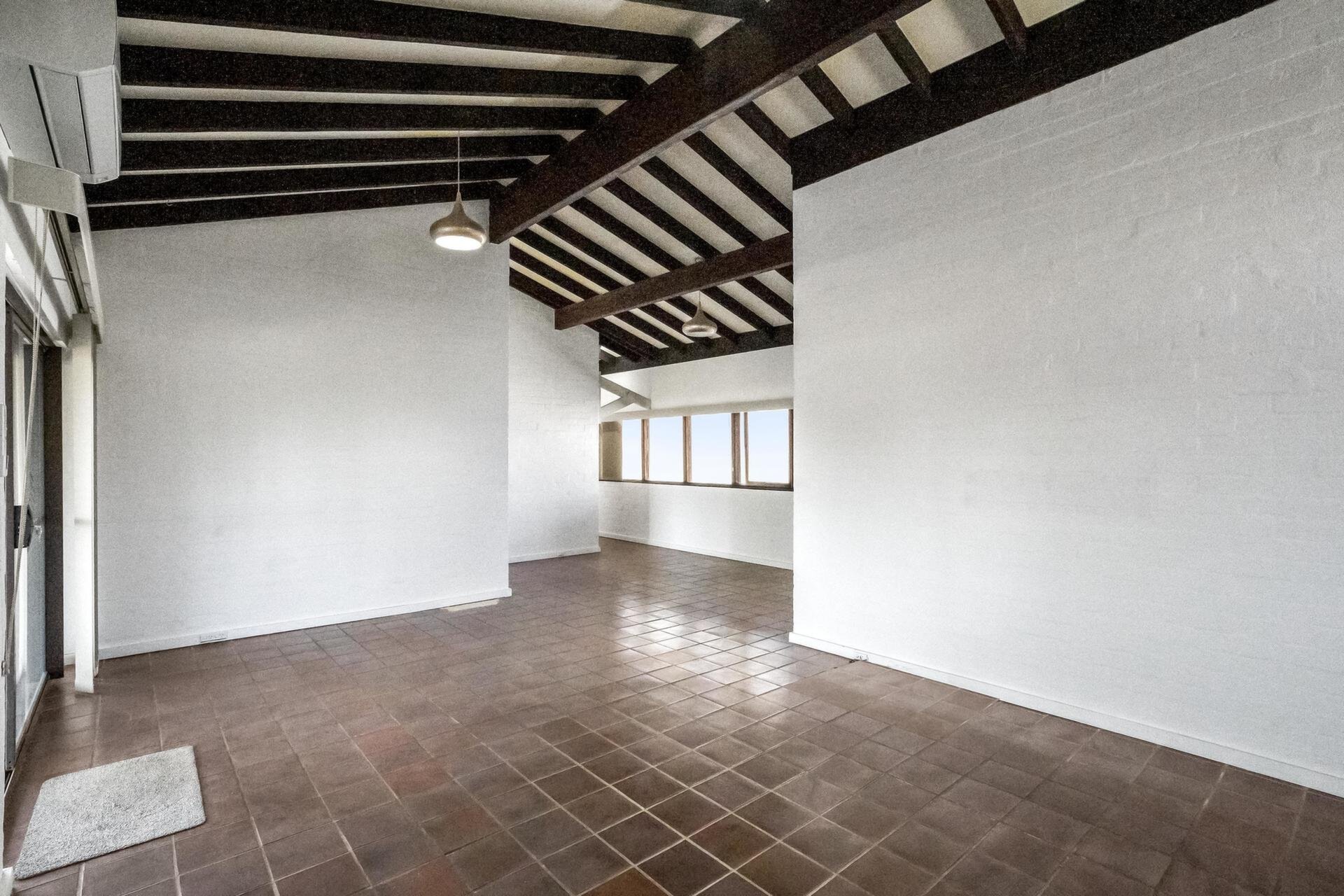 11 Hillcrest Avenue, Winston Hills Leased by ResponseRE - image 1