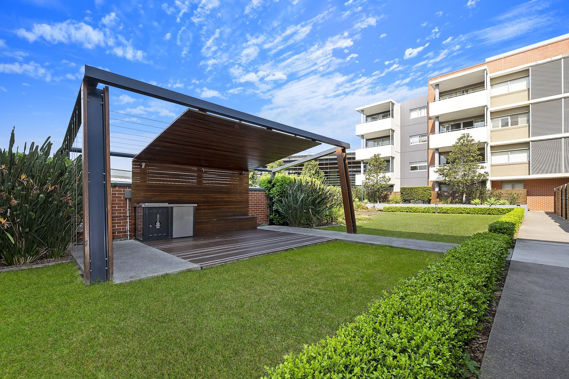 102/33 Main Street, Rouse Hill Leased by ResponseRE - image 1