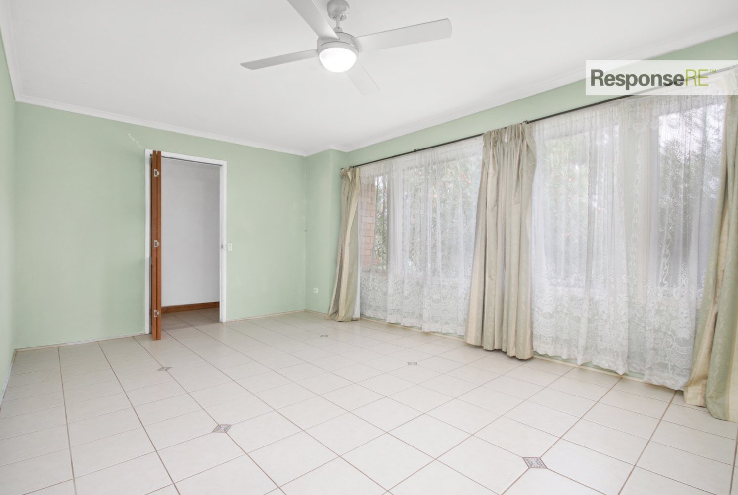 5 Claremont Place, South Penrith Sold by Response Real Estate Penrith - image 1