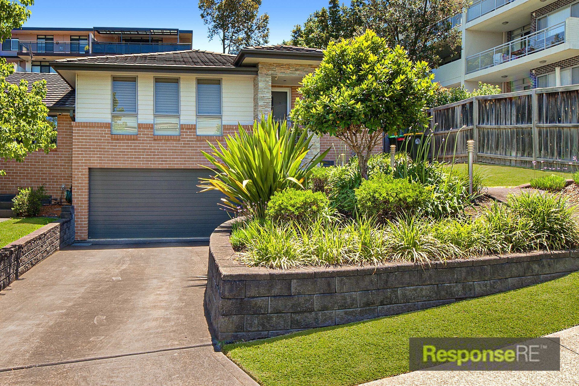 4/17 Crane Road, Castle Hill Sold by ResponseRE - image 1