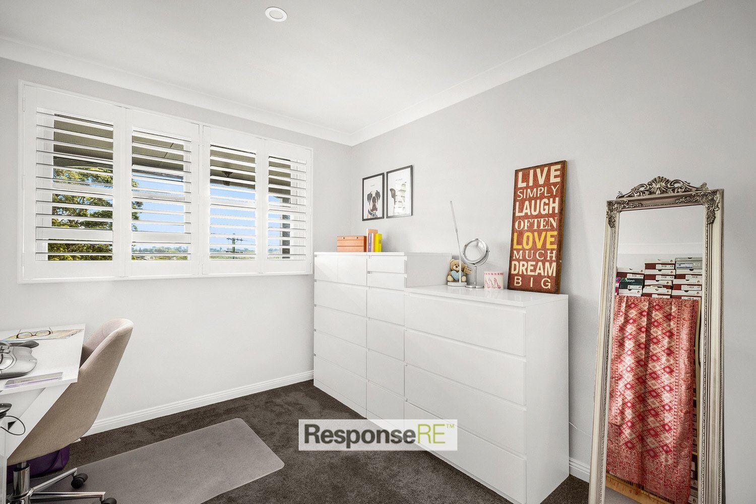 14 Rebecca Parade, Winston Hills Sold by ResponseRE Walsh Sullivan Northmead - image 1