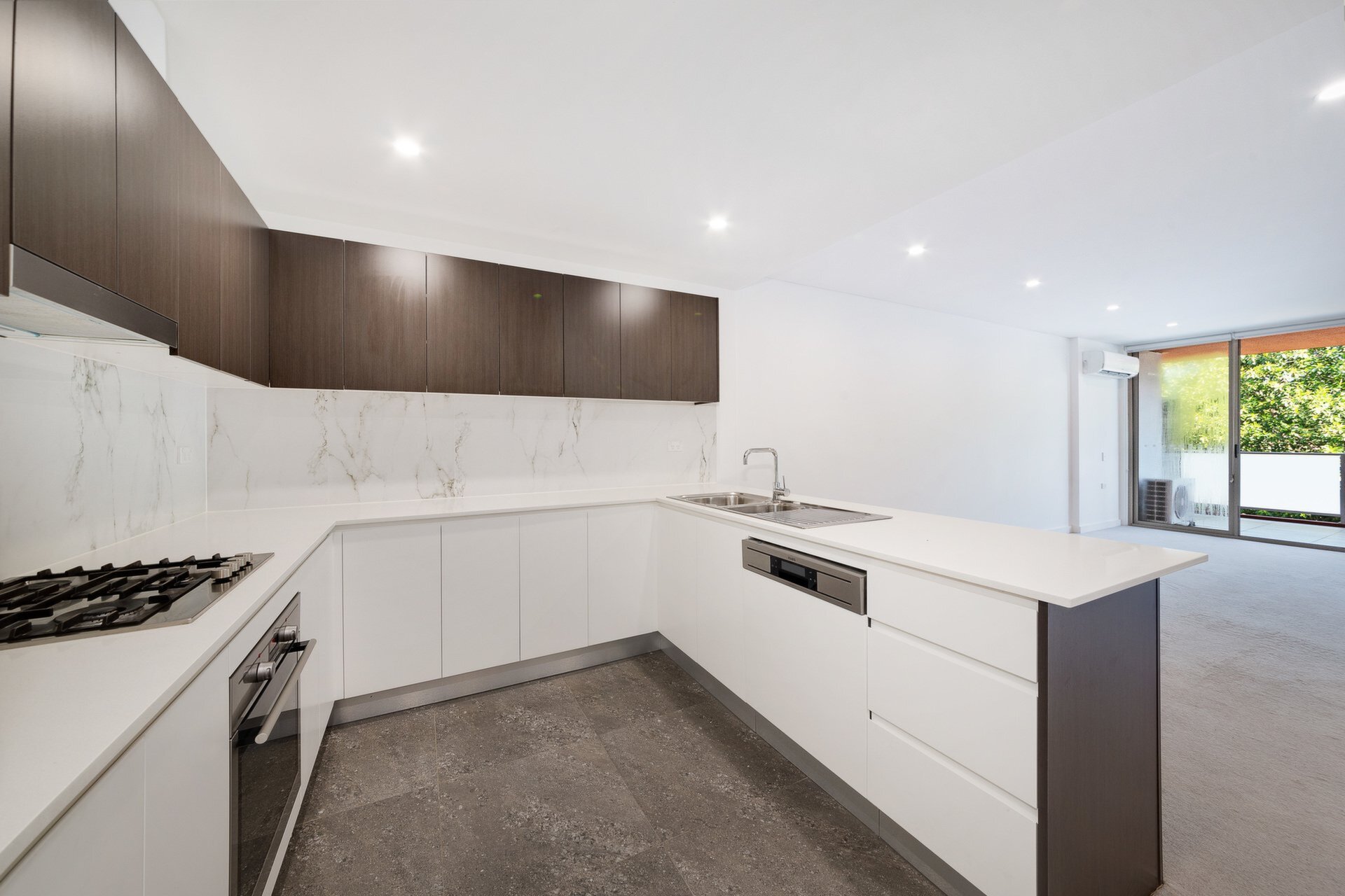 24/18-22a Hope Street, Rosehill Sold by ResponseRE Walsh Sullivan Northmead - image 1