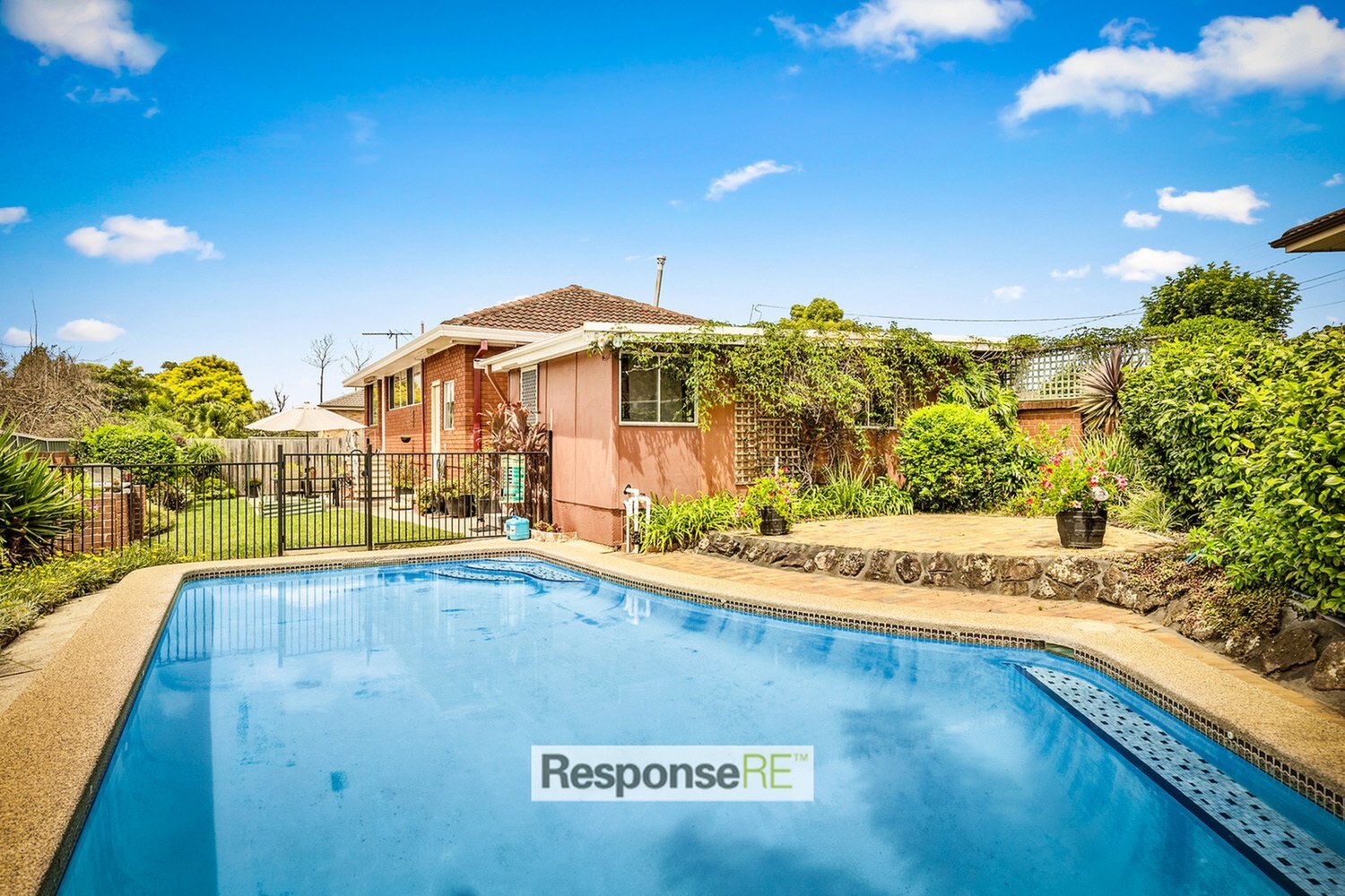 11 Tarana Crescent, Baulkham Hills Sold by ResponseRE Walsh Sullivan Northmead - image 1