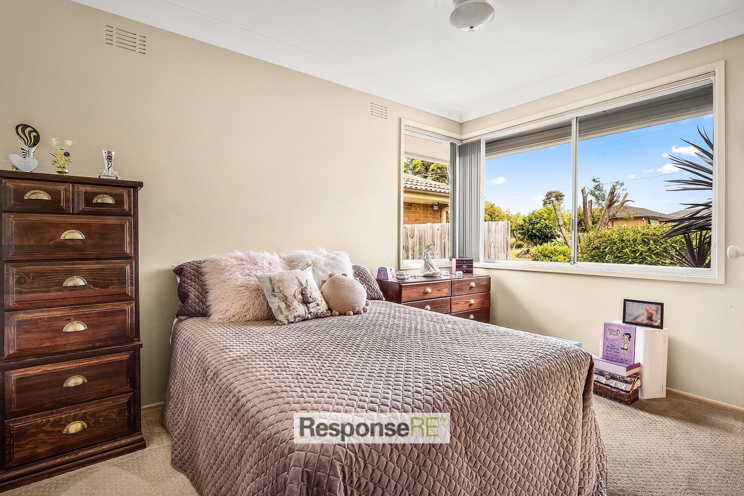 11 Tarana Crescent, Baulkham Hills Sold by ResponseRE Walsh Sullivan Northmead - image 1