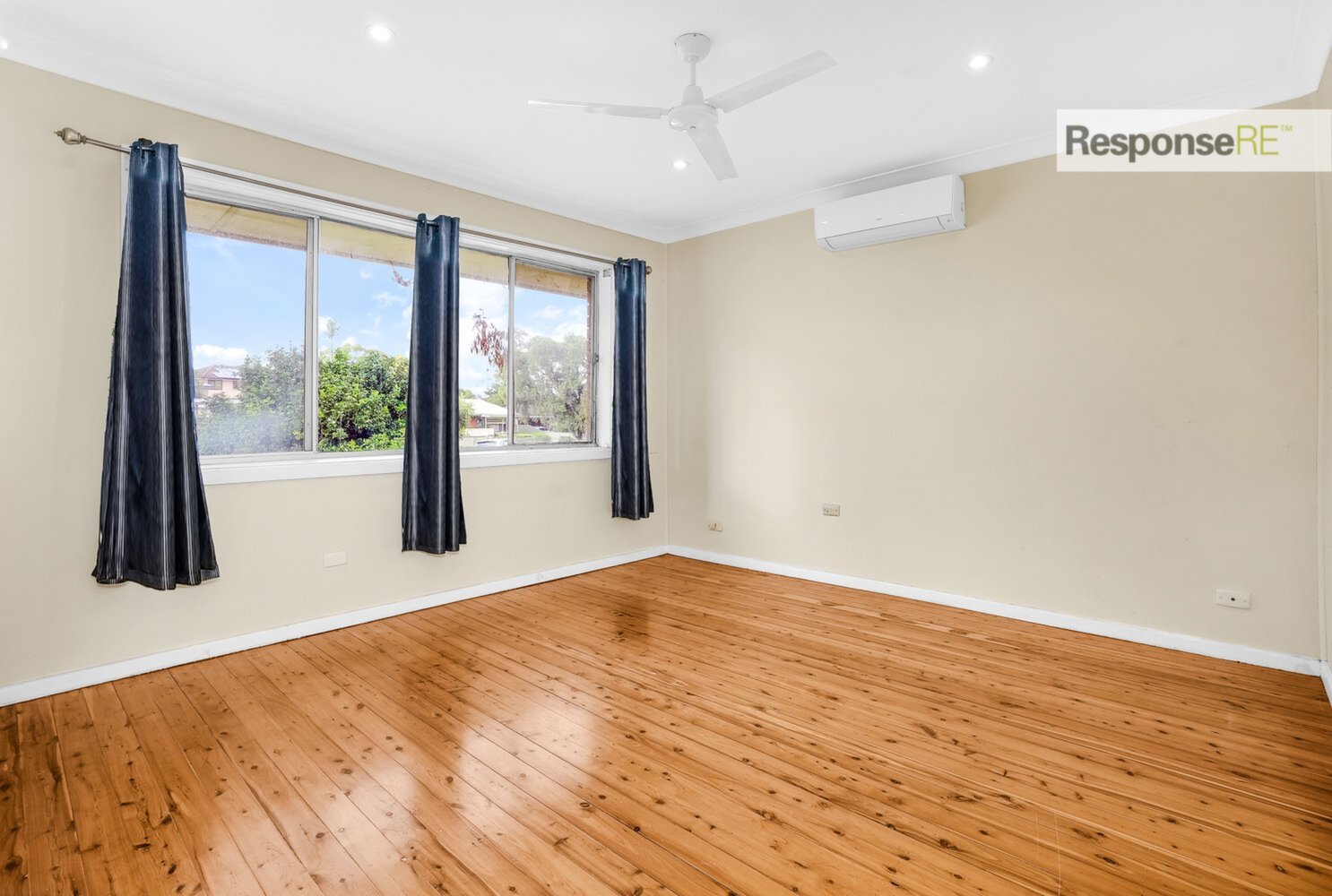 31 Treetops Avenue, South Penrith Sold by Response Real Estate Penrith - image 1