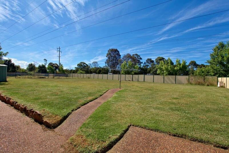 70 Hume Crescent, Werrington County Sold by Response Real Estate Penrith - image 1