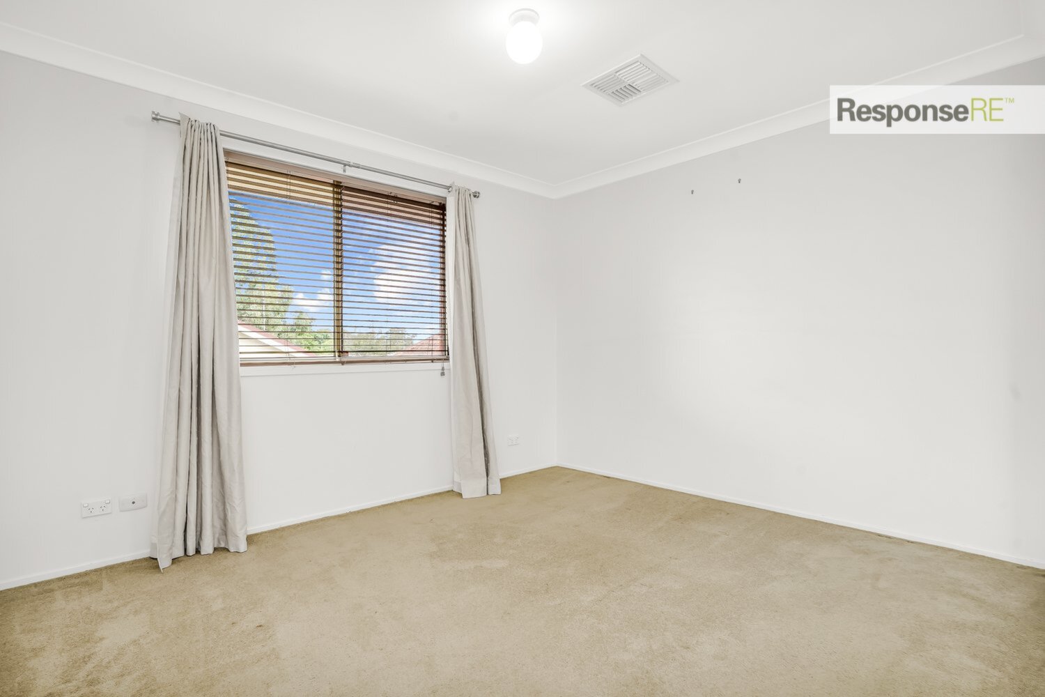 4/74 Stafford Street, Kingswood Sold by Response Real Estate Penrith - image 1