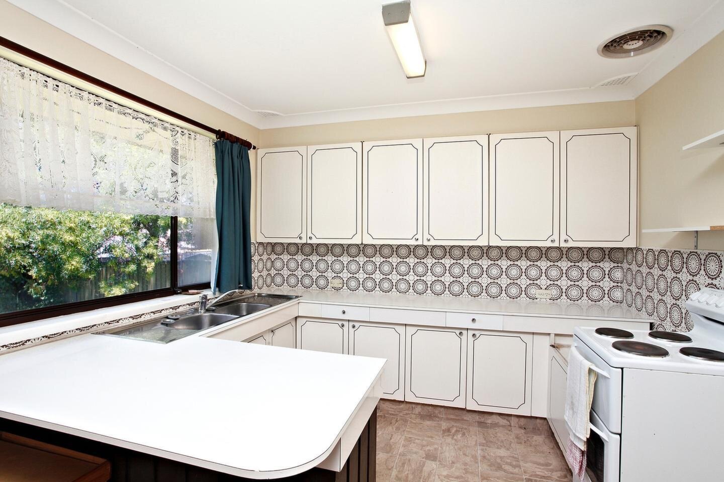 9 Brell Place, Kingswood Sold by Response Real Estate Penrith - image 1