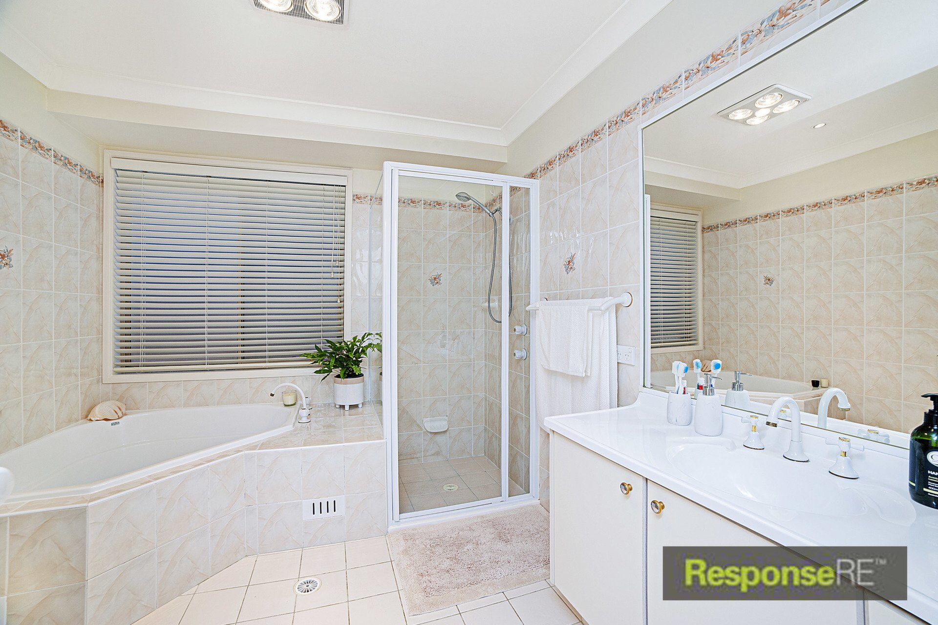 7 Kingdom Place, Kellyville Sold by ResponseRE - image 1