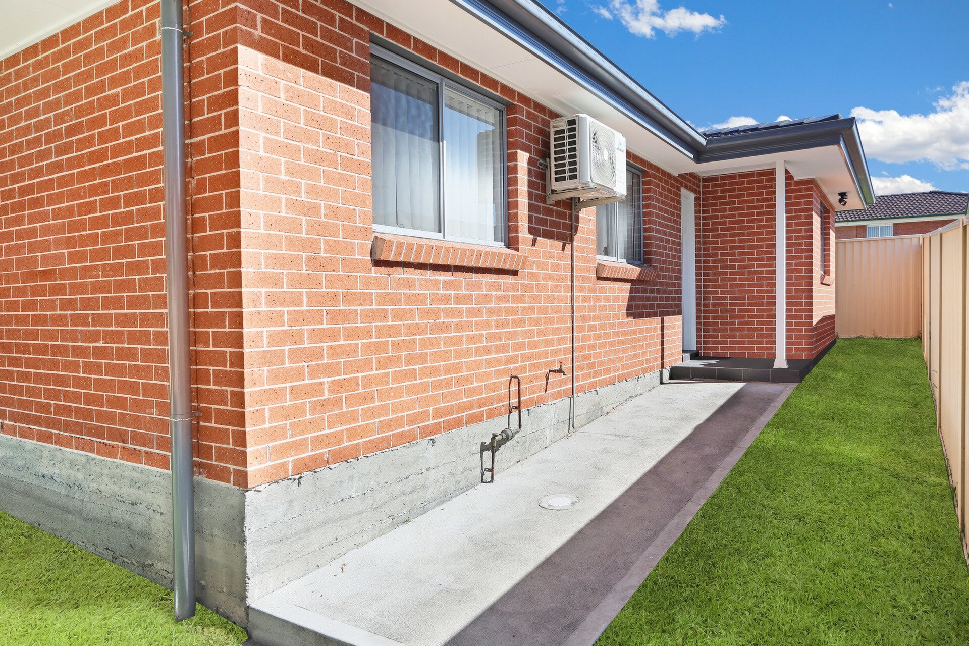 21 Coogan Place, Dean Park Sold by ResponseRE - image 1