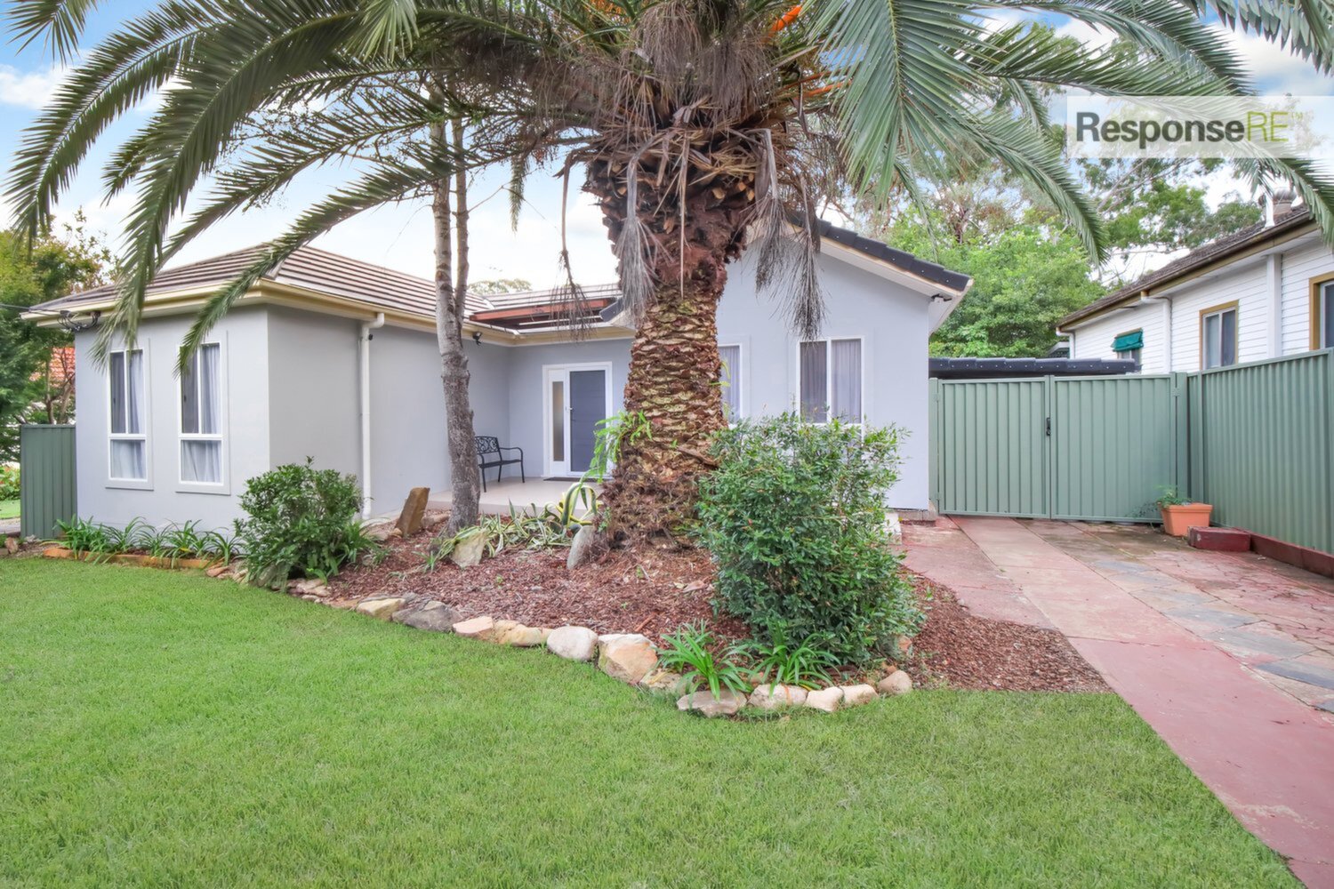 31 Penrose Crescent, South Penrith Sold by Response Real Estate Penrith - image 1
