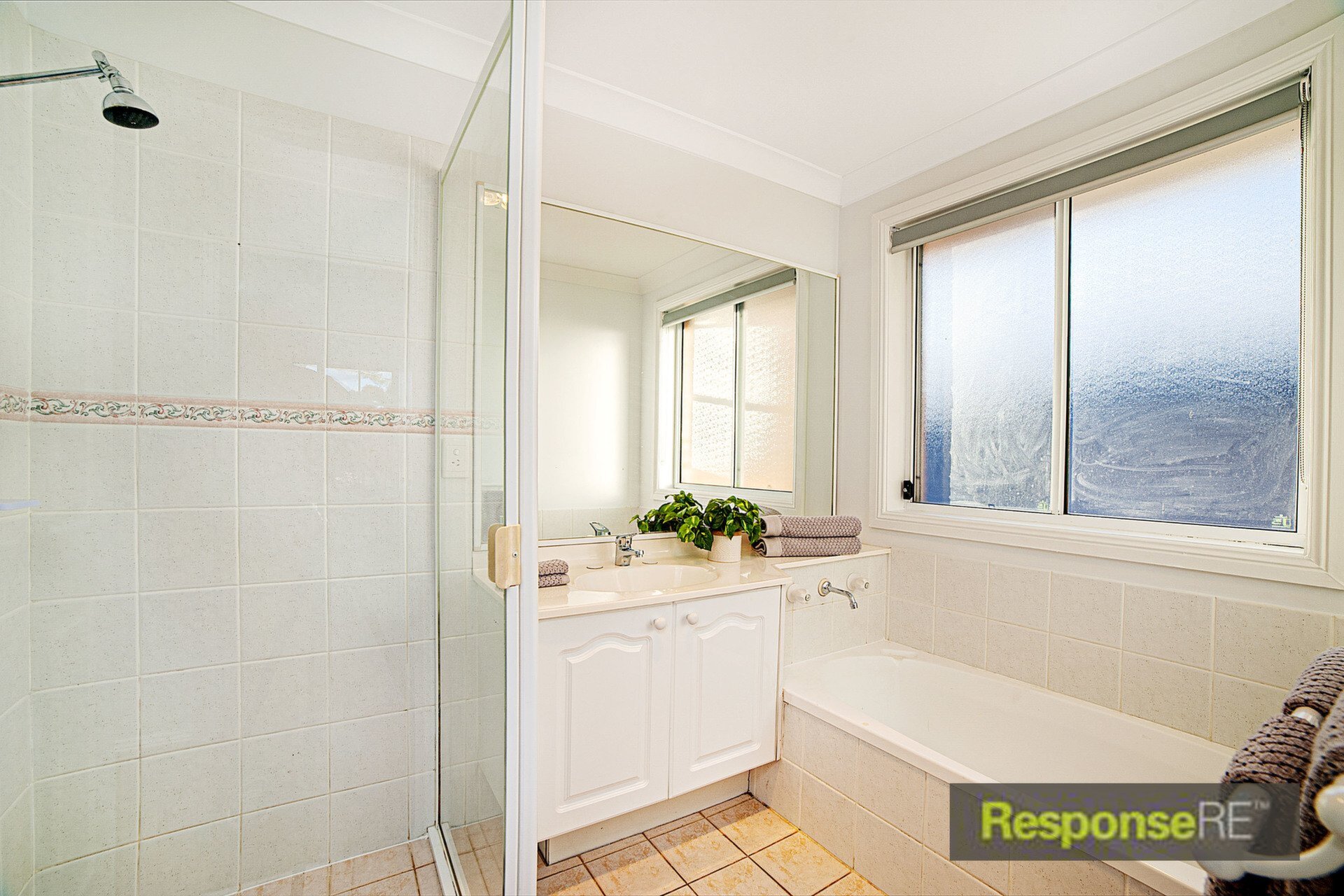 25 Craigmore Drive, Kellyville Sold by ResponseRE - image 1