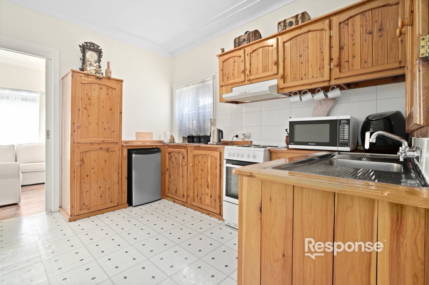 8 Joseph Street, Kingswood Sold by Response Real Estate Penrith - image 1